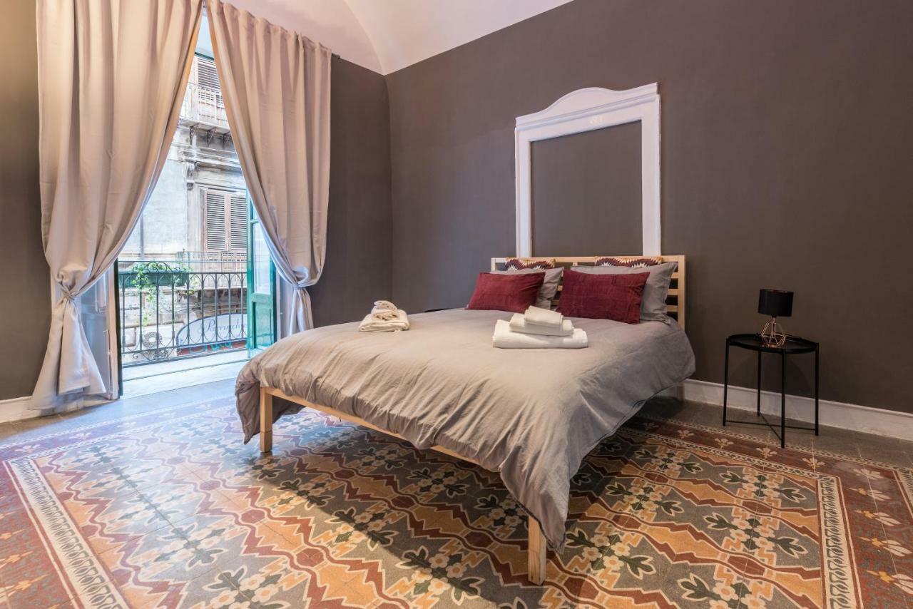 Qasr Home Beautiful Apartment In Palermo Exterior foto